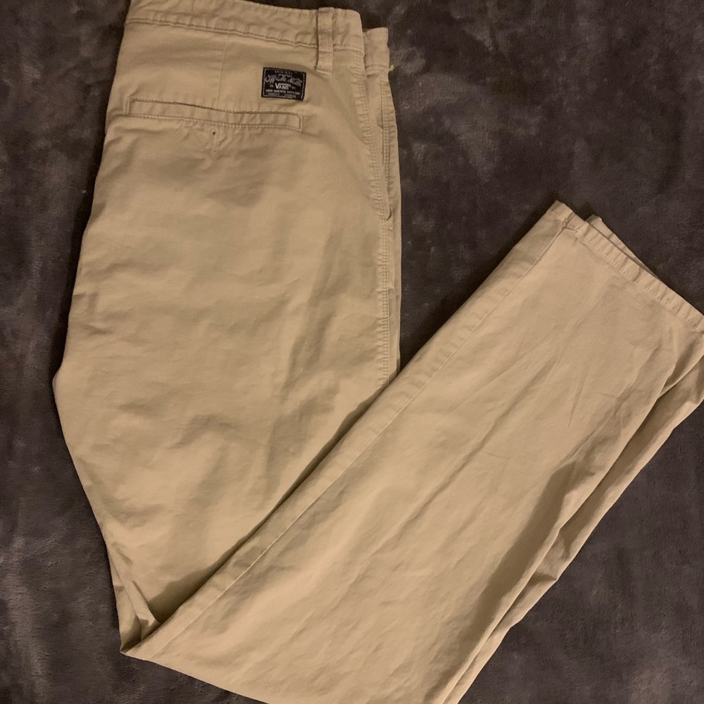 Size 34 khaki vans pants.